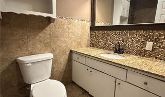 2 Powick Ln, Bella Vista, AR 72714