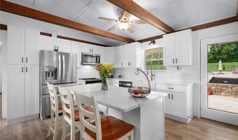 282 Cleghorn Dr, La Fayette, GA 30728