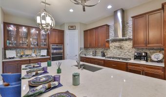 6016 SHADOWLAKE Dr, Apollo Beach, FL 33572