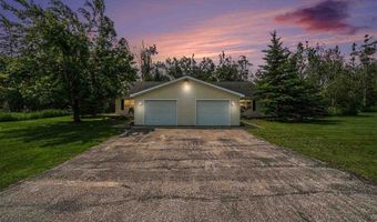 6590 6596 Admirals Pt, Alanson, MI 49706