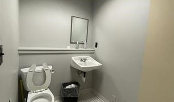 987 BROADWAY, Bayonne, NJ 07002