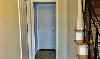 1768 Liberty Dr, Akron, OH 44313