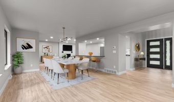 929 E NORTHWOOD Dr, Appleton, WI 54911