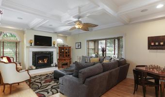 121 Center Ave, Atlantic Highlands, NJ 07716