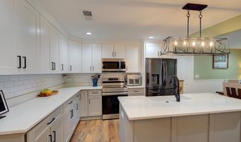 120 Swain Ave, Boiling Springs, SC 29316