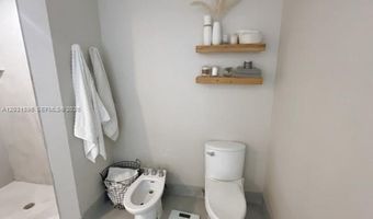 3029 NE 188th St 822, Aventura, FL 33180