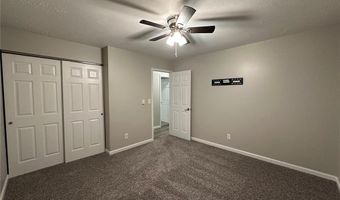 1905 Terrace Dr, Alton, IL 62002