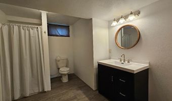 901 N 1ST St, Aberdeen, SD 57401