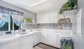 1416 Nighthawk Dr, Santa Rosa, CA 95409