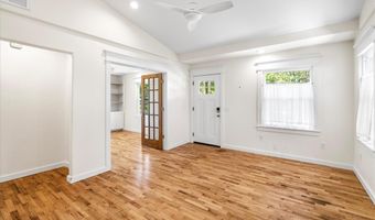 804 NW B St, Bentonville, AR 72712