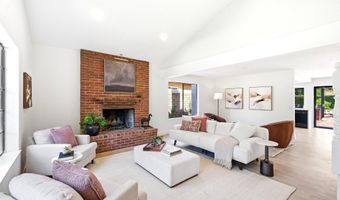 27833 Via Amistosa, Agoura Hills, CA 91301