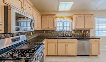 6715 PLATT Pl NW, Albuquerque, NM 87114