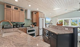 111 CEDAR Ave, Anna Maria, FL 34216