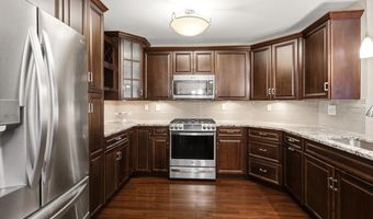 20 Greystoke Ct, Ballwin, MO 63021