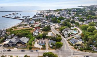 442 Dodge St, Block Island, RI 02807