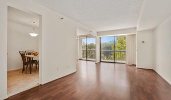 7401 WESTLAKE Ter #215, Bethesda, MD 20817