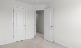 43381 RICKENBACKER Sq, Ashburn, VA 20147