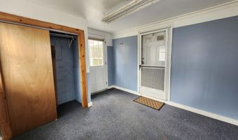 50 Holiday Ln, Standish, ME 04084