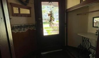 719 CLERMONT St, Antigo, WI 54409