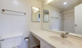 5500 HOLMES RUN Pkwy 601, Alexandria, VA 22304