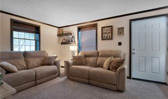 6370 Fairview Rd, Austintown, OH 44515