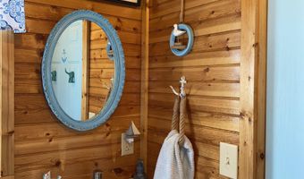 107 Hunter Rd N, Alburgh, VT 05440
