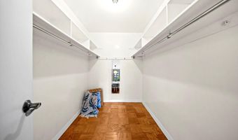 3001 VEAZEY Ter NW 710, Washington, DC 20008