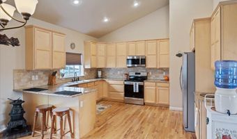 3728 SUNRISE HILLS Dr, Cheyenne, WY 82009