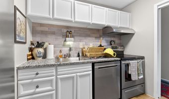 1000 Urlin Ave 209, Columbus, OH 43212