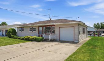 7589 Colony Dr, Algonac, MI 48001