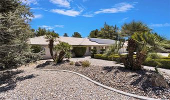 13331 Waco Dr, Apple Valley, CA 92308