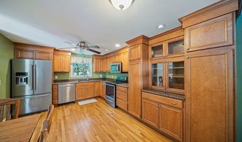 133 Russell Ln, Abington, MA 02351