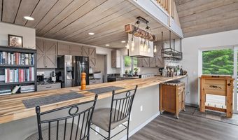 54431 Morrison Rd, Bandon, OR 97411