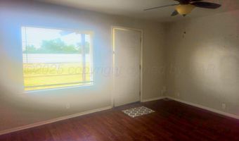 8029 Upton Rd, Amarillo, TX 79119