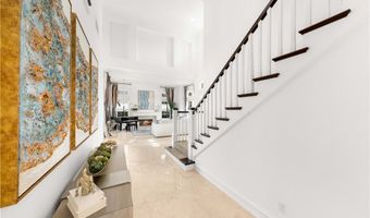 1040 S Summer Breeze Ln, Anaheim, CA 92808