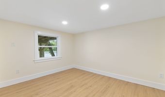 145 Lakeview Dr, Colchester, CT 06415