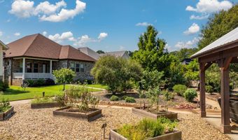 1121 Essex Dr, Benton, AR 72019