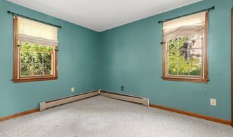 31 Kimball Rd, Amesbury, MA 01913