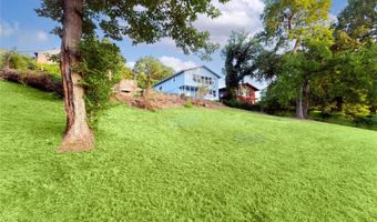 110 W Lakeshore Dr, McAlester, OK 74501