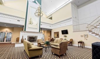 16 Greenways Ln, Lakewood, NJ 08701