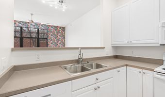 530 W Doty St 107, Madison, WI 53703