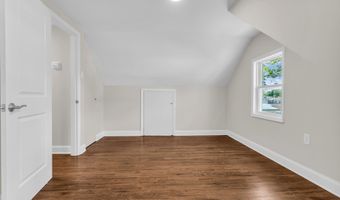 620 Tiller Ave, Beachwood, NJ 08722