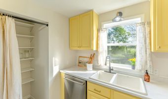 927 75th St, Amery, WI 54001