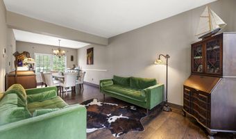 39 Brittany Dr, Bayville, NJ 08721