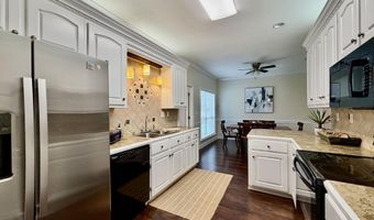 205 Stonebriar Ln, Brandon, MS 39042