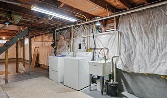 13211 Henskee Rd, Alden, NY 14004