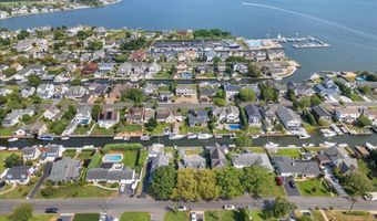 84 Lebrun Ave, Amityville, NY 11701
