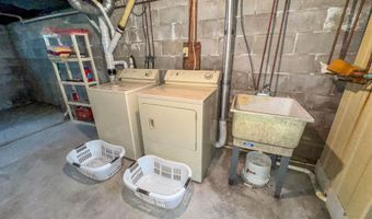 11936 150th St, Aredale, IA 50605