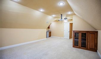 4003 Banbury Dr, Bentonville, AR 72713