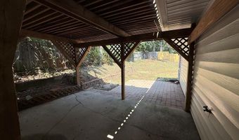 1010 DEKALB St, Auburn, GA 36830